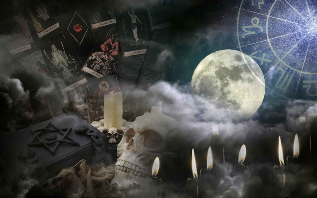 Mesa de altar ritual con cartas de tarot, calavera, libro de sombras y luna llena por el brujo negro en Los Ángeles.